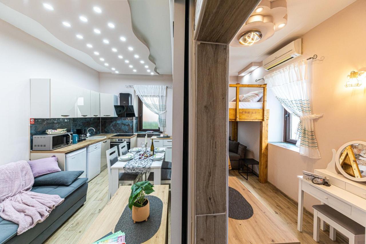 Apartments Keka Kaštela Eksteriør bilde
